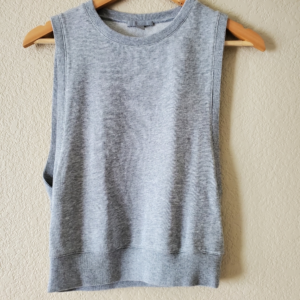 COS vest XS fits US2-4